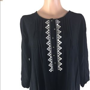 Umgee Black Embroidered Tunic Top Shirt Sz Large